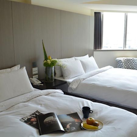 De Reve Express Hotel Чиай Сити Екстериор снимка