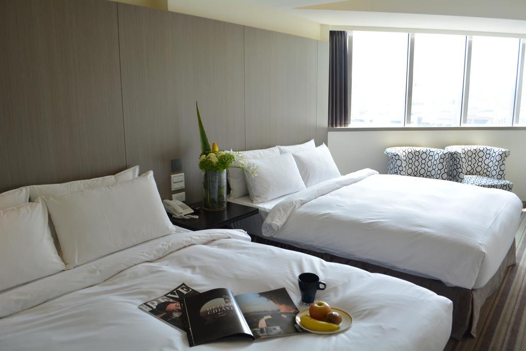 De Reve Express Hotel Чиай Сити Екстериор снимка