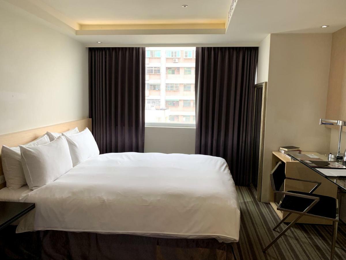De Reve Express Hotel Чиай Сити Екстериор снимка