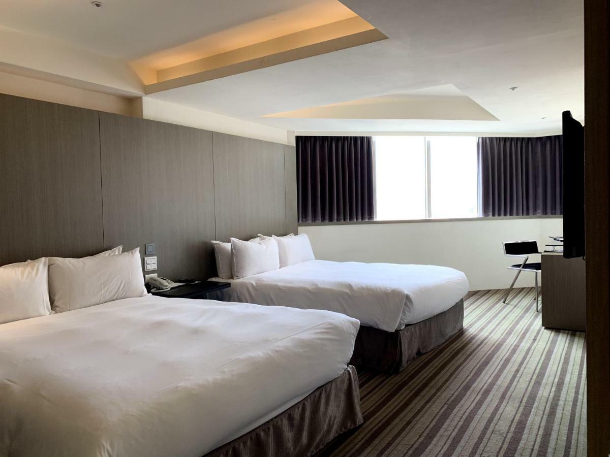 De Reve Express Hotel Чиай Сити Екстериор снимка